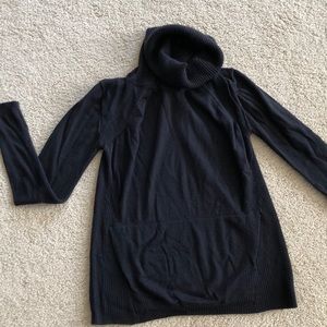 Lululemon slouchy turtleneck sweater